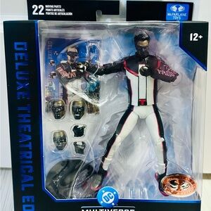 DC Multiverse Deluxe Theatrical Edition Action Figure - Mr Terrific